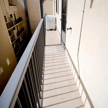 Mm9 - Modern&bright 2 Bedroom * St. Paul's Bay